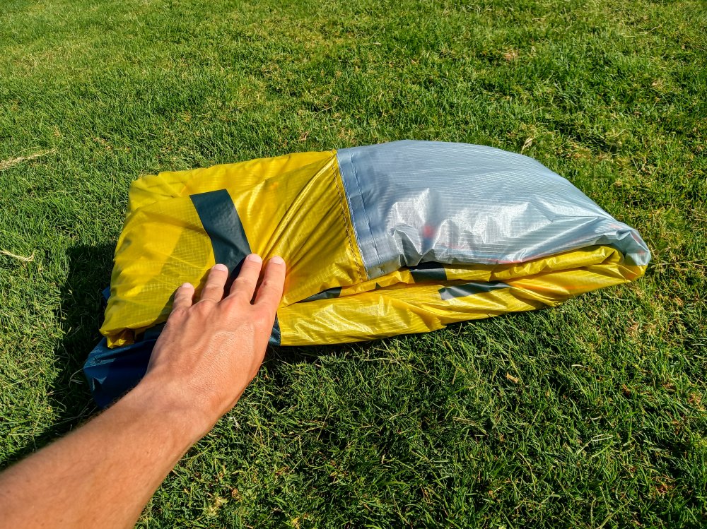 Kite Flysurfer Hybrid - krásně sbalený