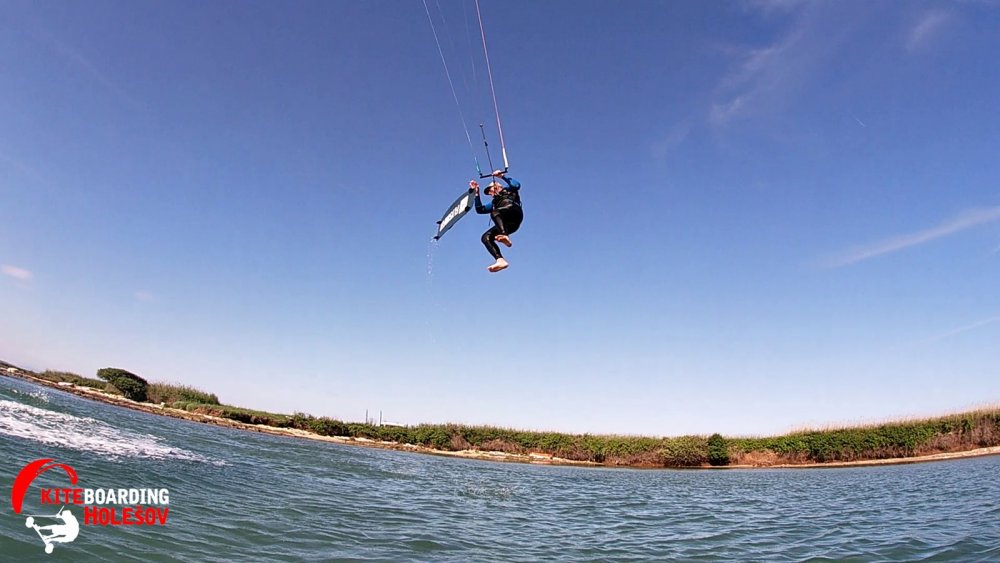 Liznjan kiteboardin - Flysurfer Soul2 boardoff