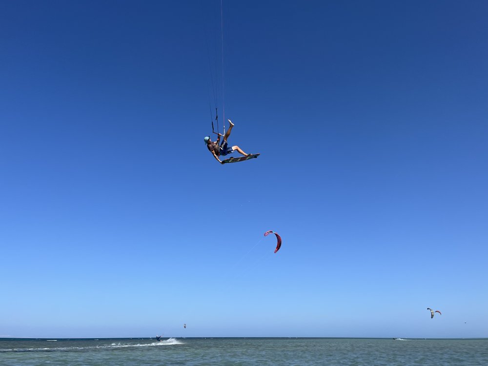 FLYSURFER Sonic5 - one foot